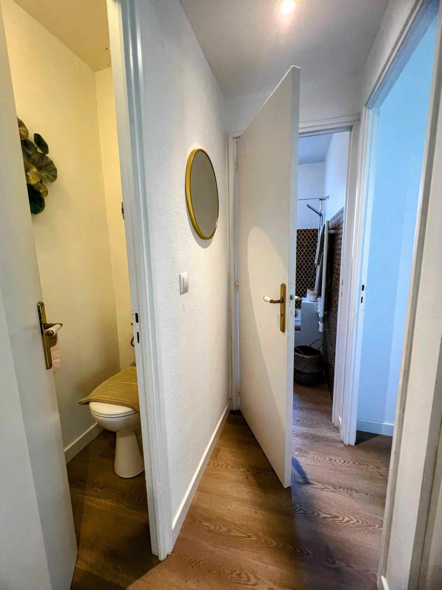 Superbe Appartement Avec Terrasse Jardin Et Parking Prive サントロペ エクステリア 写真